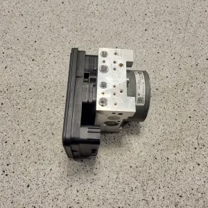 ABS PUMPE, MINI CLUBMANN F54 16> - Skarp pris