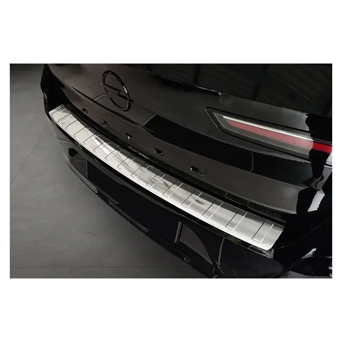 Netop ankommet - Læssekantbeskytter Opel Astra VI Hatchback 2021- Stål